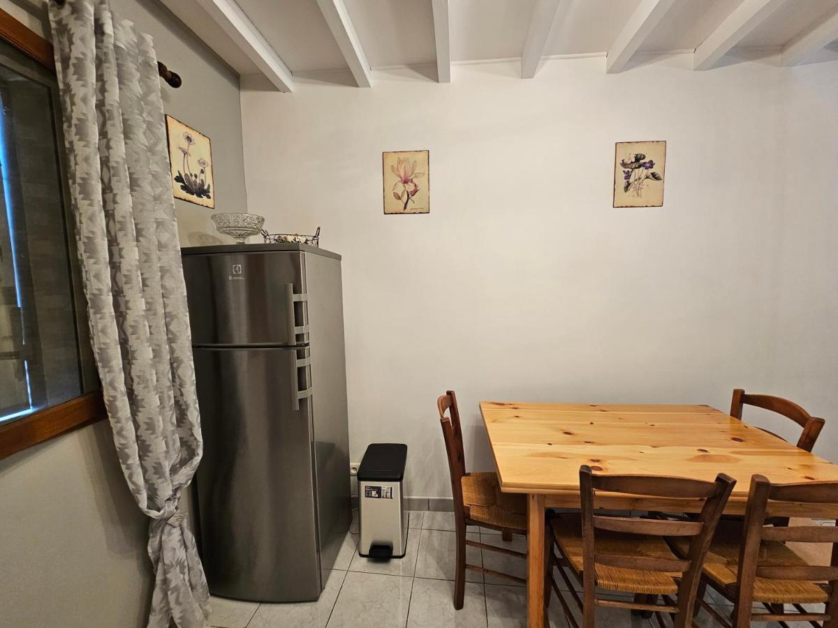 Appartamento Les Oliviers Ansouis Esterno foto